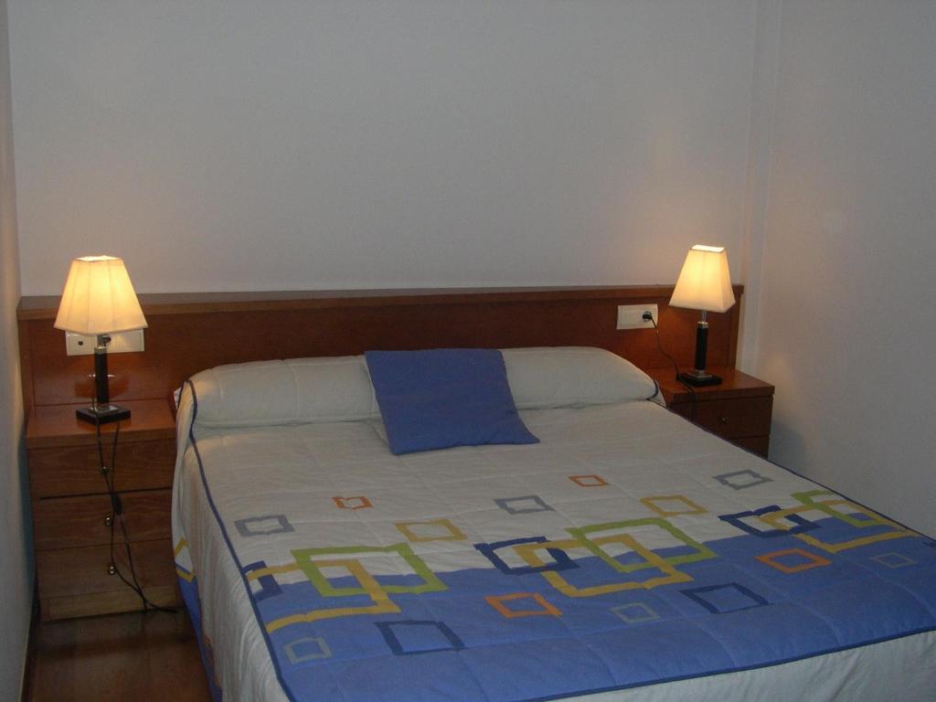 Apartamentos Estop Sahun Pokoj fotografie